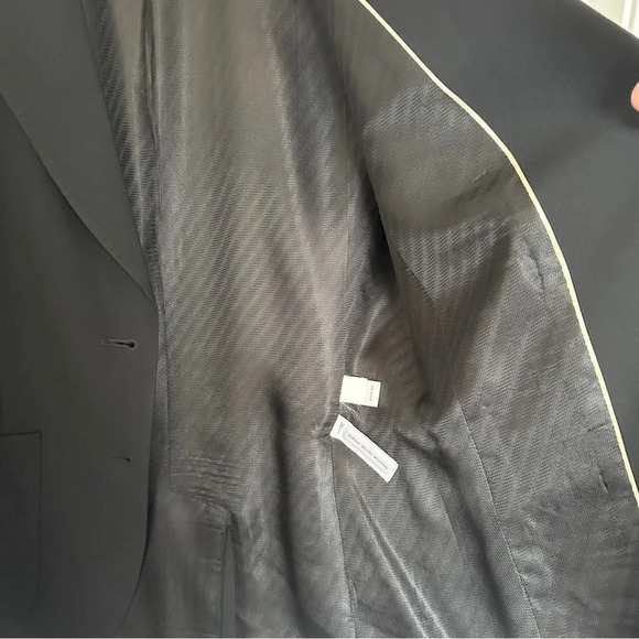 Banana Republic Women’s Classic Black Blazer - Picture 11 of 11